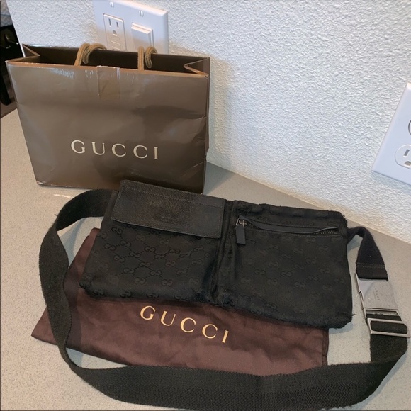 Gucci Handbags - Gucci bum fanny